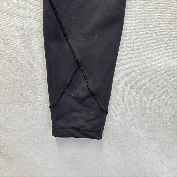 Lululemon In Movement 7/8 Tight *Everlux 25" in Solid Black size 6 - Picture 8 of 16